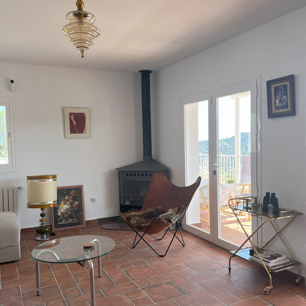 ellen_Herber_living_midcentury_furniture_Frigiliana_vakantievilla_styling