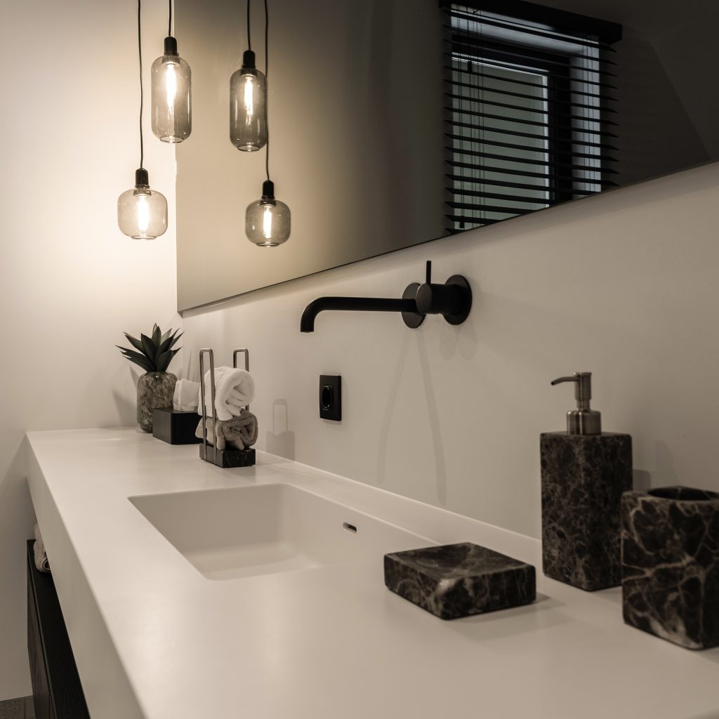 ellen_herber_interieurontwerp_Teteringen_badkamer_badmeubel_vierkant