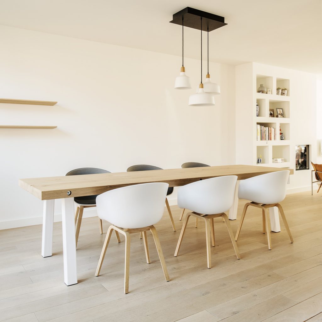 houtmerk_interieur_dani_tafel_designtafel_eettafel_hay_aac_stoelen_zitting_ellen_herber