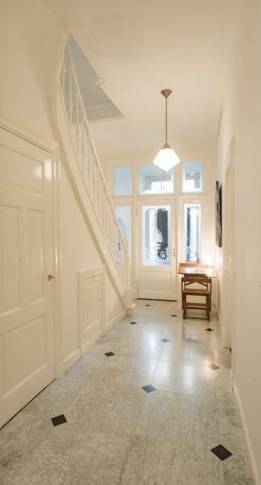 Statig Entre Herenhuis